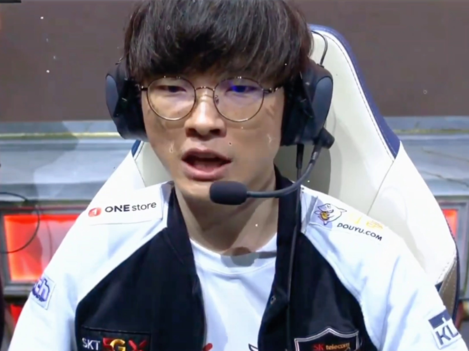 开云官方网站在线登陆-包含爆冷引爆全场！，Faker意外战胜塞尔维亚队热度持续攀升的词条-开云官方网站在线登陆