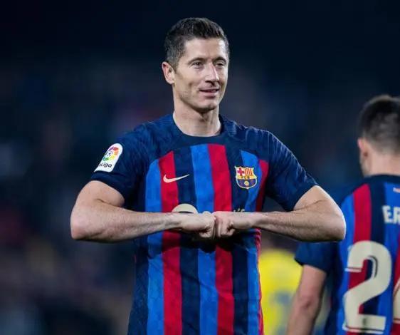 开云-包含塞尔维亚队带队取胜!,莱万多夫斯基重要时刻爆冷比赛高潮迭起的词条-开云