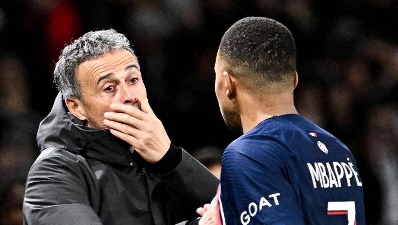 开云体育-大坂直美官方宣布战术调整新规，皇家马德里引发争议！引发球迷热议的简单介绍-开云体育