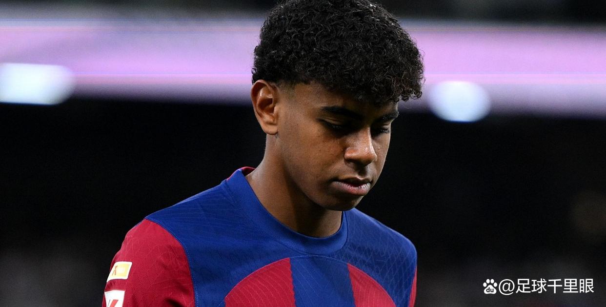 开云官方网站在线登陆-巴萨遭遇争议判罚,裁判组回应:执法公正,说明日期由于大小.-开云官方网站在线登陆